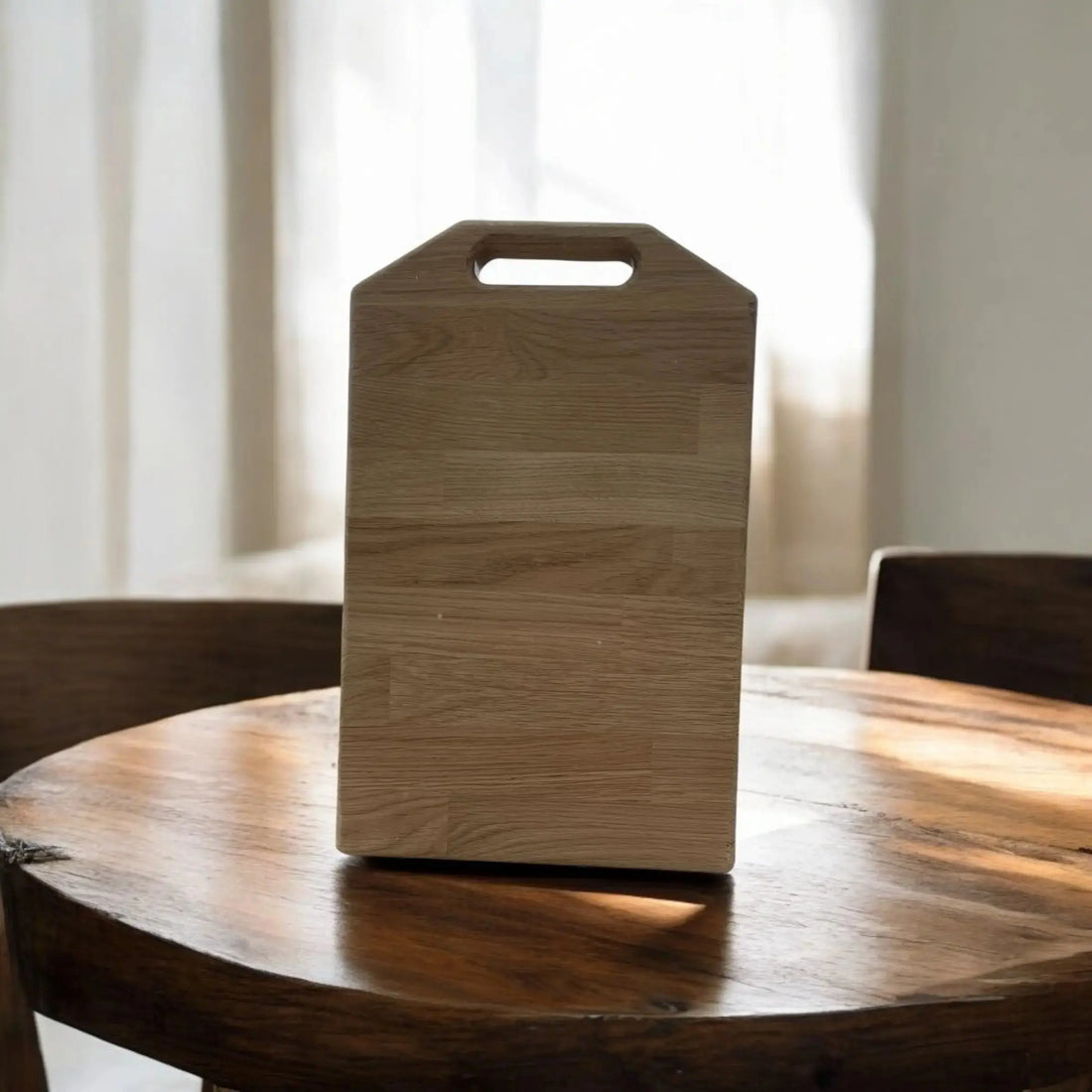 Handmade-Oak-Cutting-Board-Benefits-Top-Reasons-to-Use-in-Kitchen Epoxy-Crafts