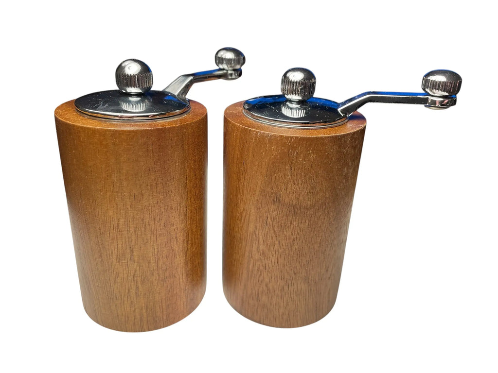 Rund pepperkvern i tre – Elegant krydderkvern med naturlig finish (Kopi) Epoxy-Crafts