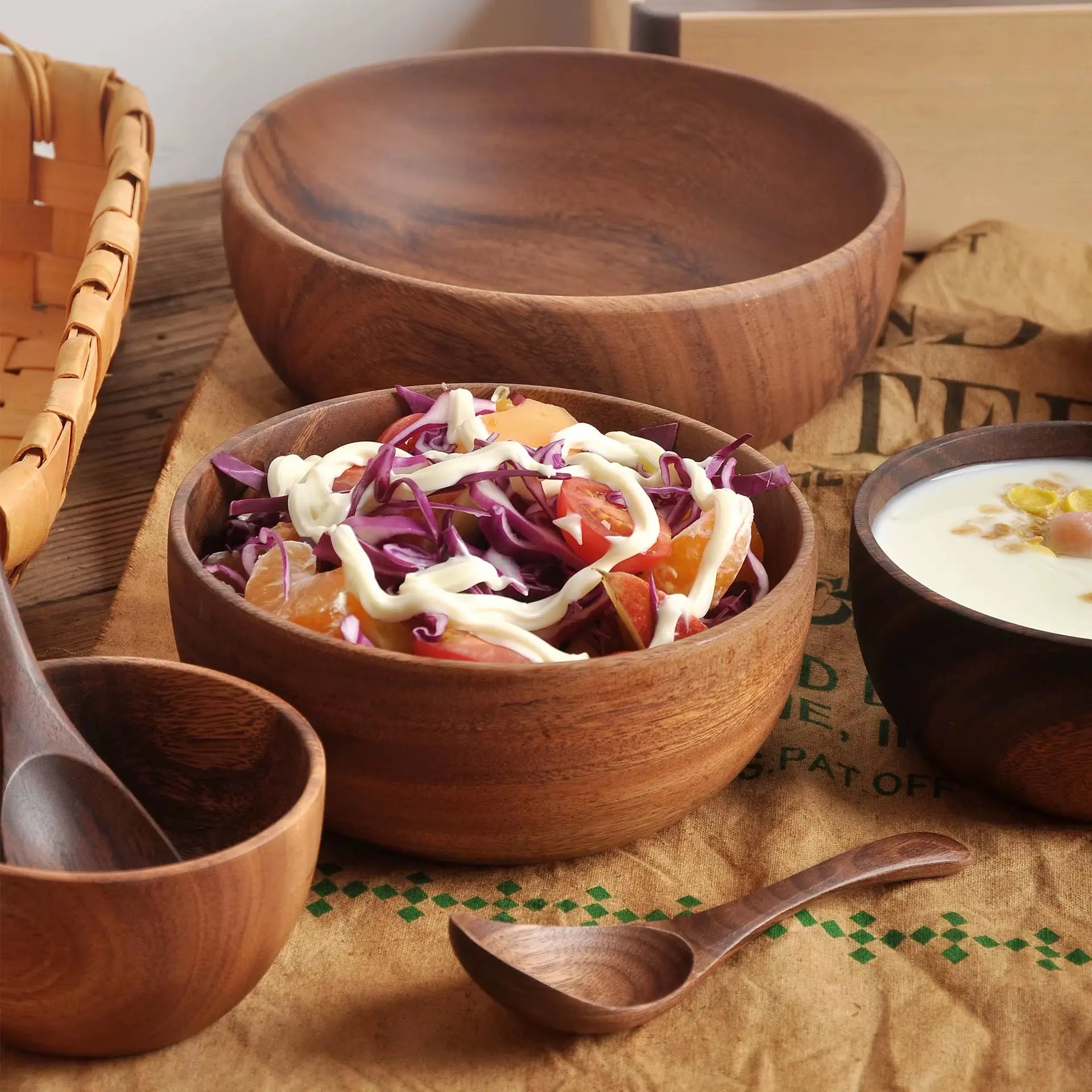 Wooden Salad Bowls, Food Containers Acacia Woodensoup Bowl Fruit Wooden Household Kitchen Bowl Cutlery Basin
